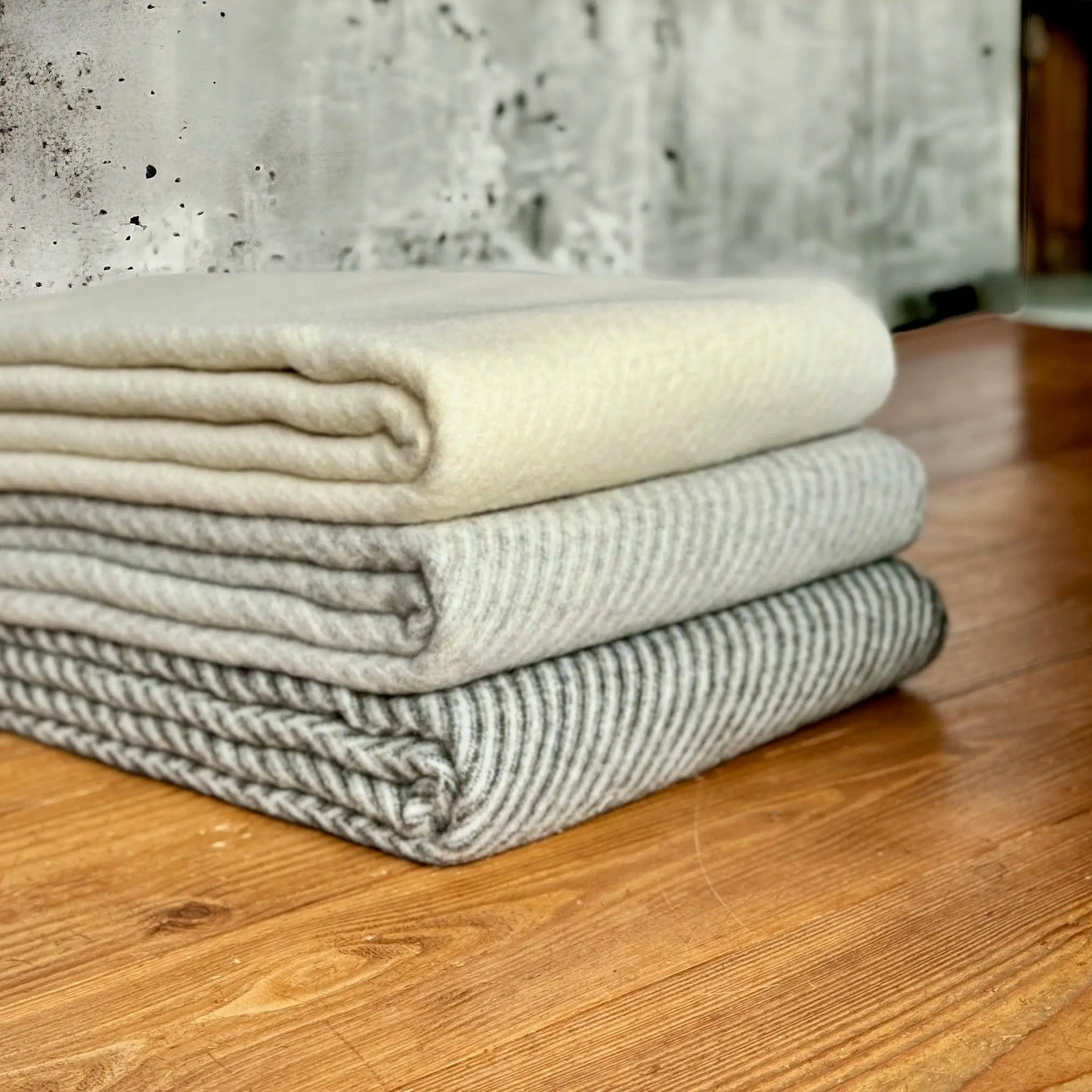 Laesoe 100% Wool Plaid® – White Danish Blanket - Image 2